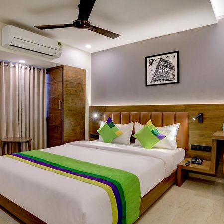 Treebo Castle Rock Inn Mumbai  Buitenkant foto