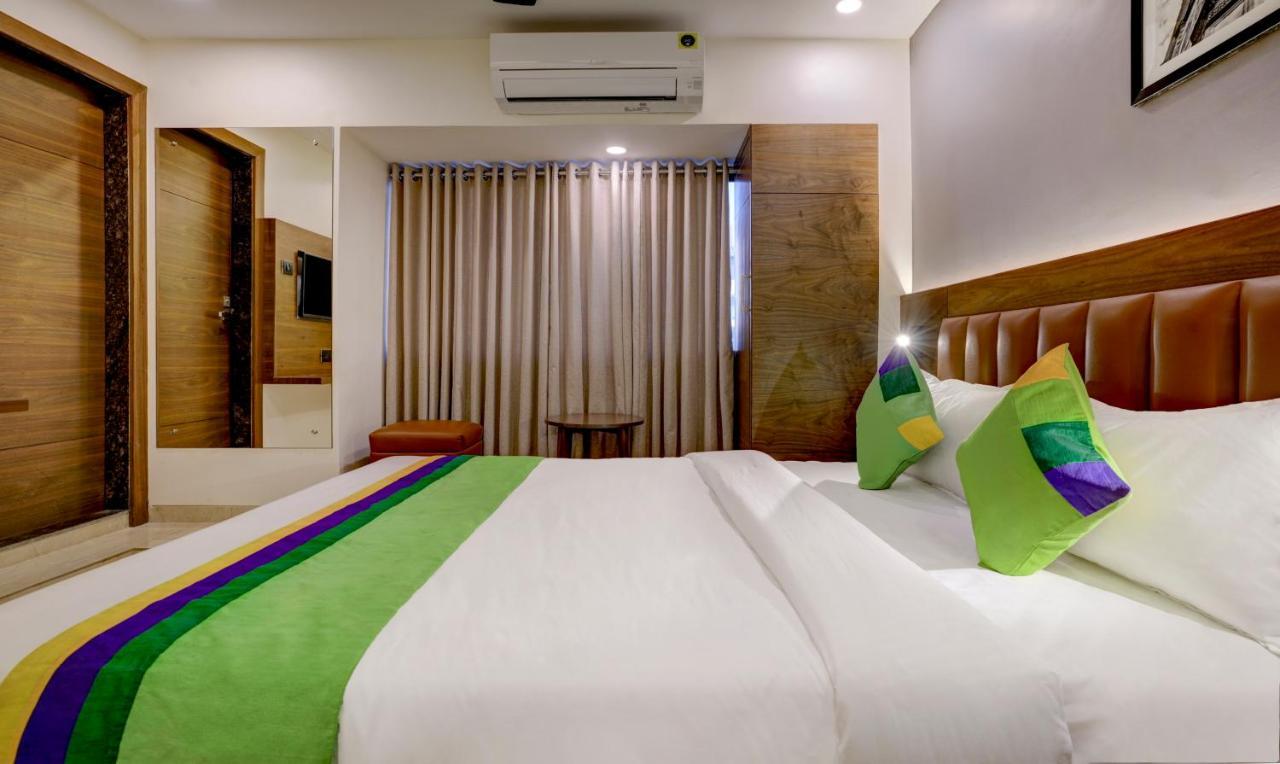 Treebo Castle Rock Inn Mumbai  Buitenkant foto